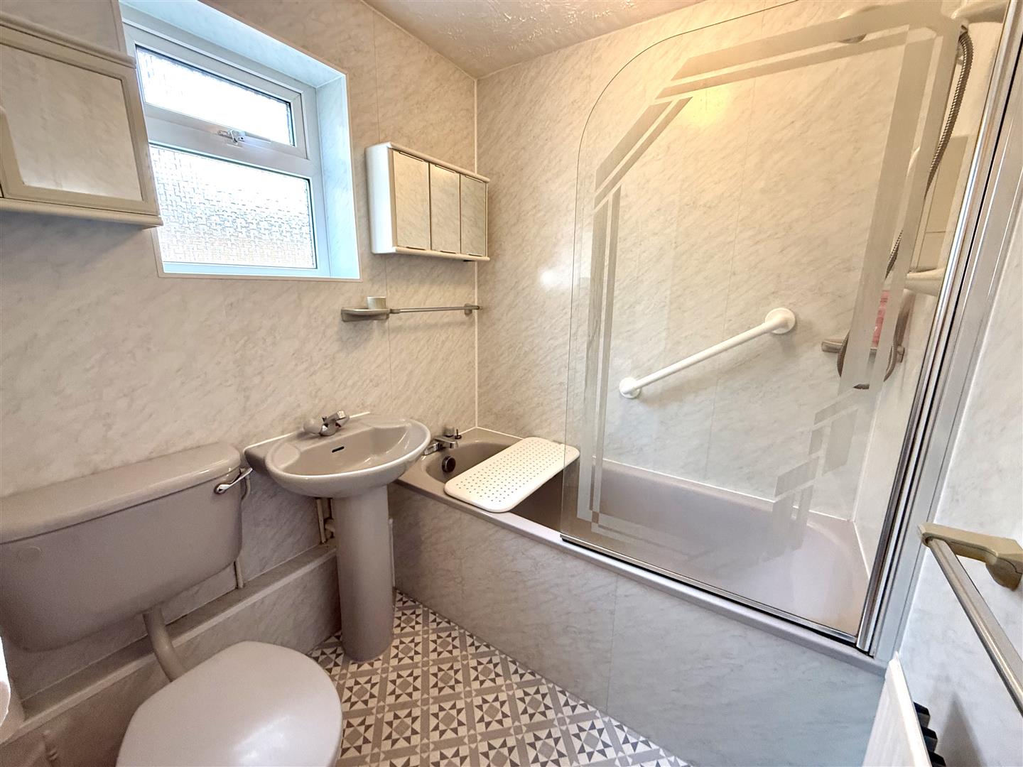 Ash Grove, Killay, Swansea, SA2 7RA